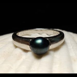 Wide band Pearl ring